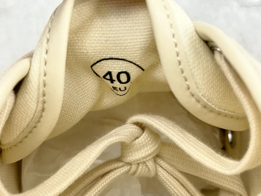 Bottega Veneta Eliot White