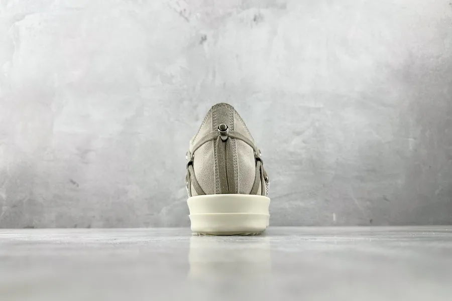 RI OWENSRO Mega by RALPH LAUREN in Light Gray