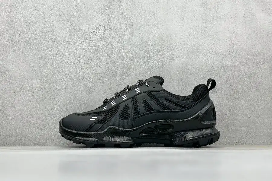 Ecco BIOMC踪迹系列 Waterproof Sneaker