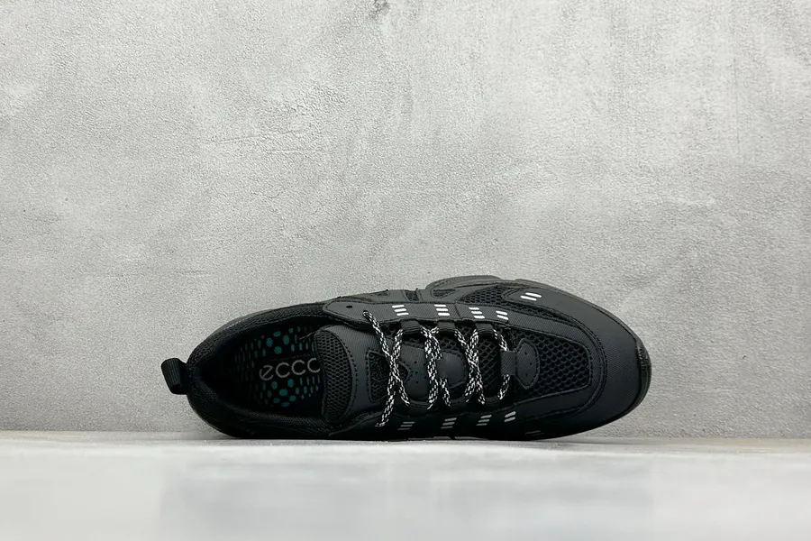 Ecco BIOMC踪迹系列 Waterproof Sneaker