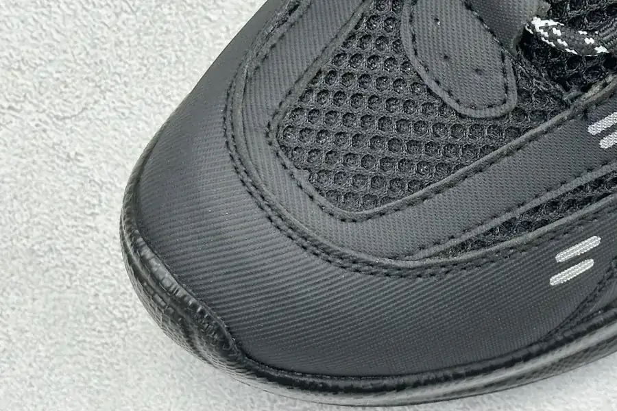 Ecco BIOMC踪迹系列 Waterproof Sneaker