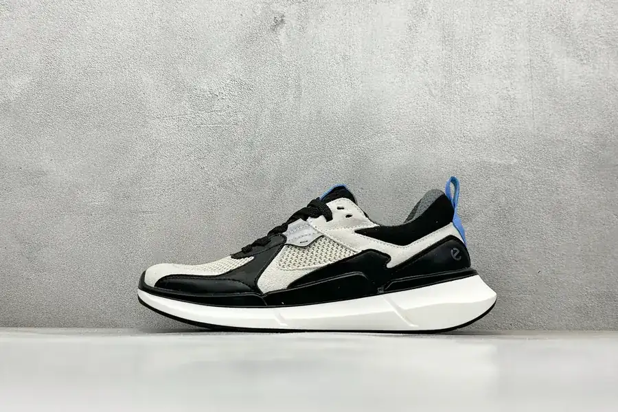 ECCO BIOM 2.2 Series Breathable Mesh Running Shoes