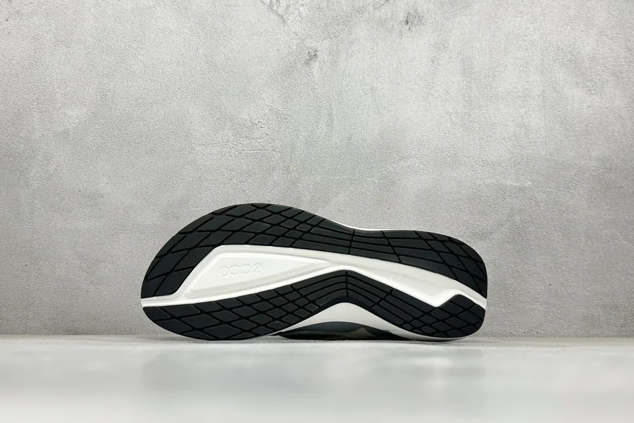 ECCO BIOM 2.2 Series Breathable Mesh Running Shoes