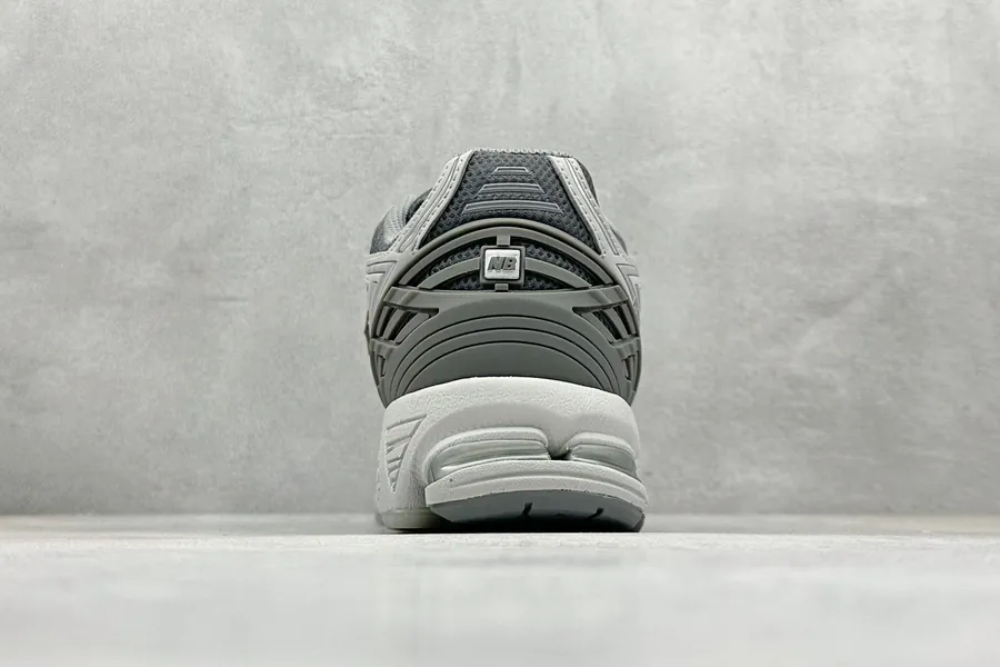 NB 1906RNY Vintage Dad Shoes