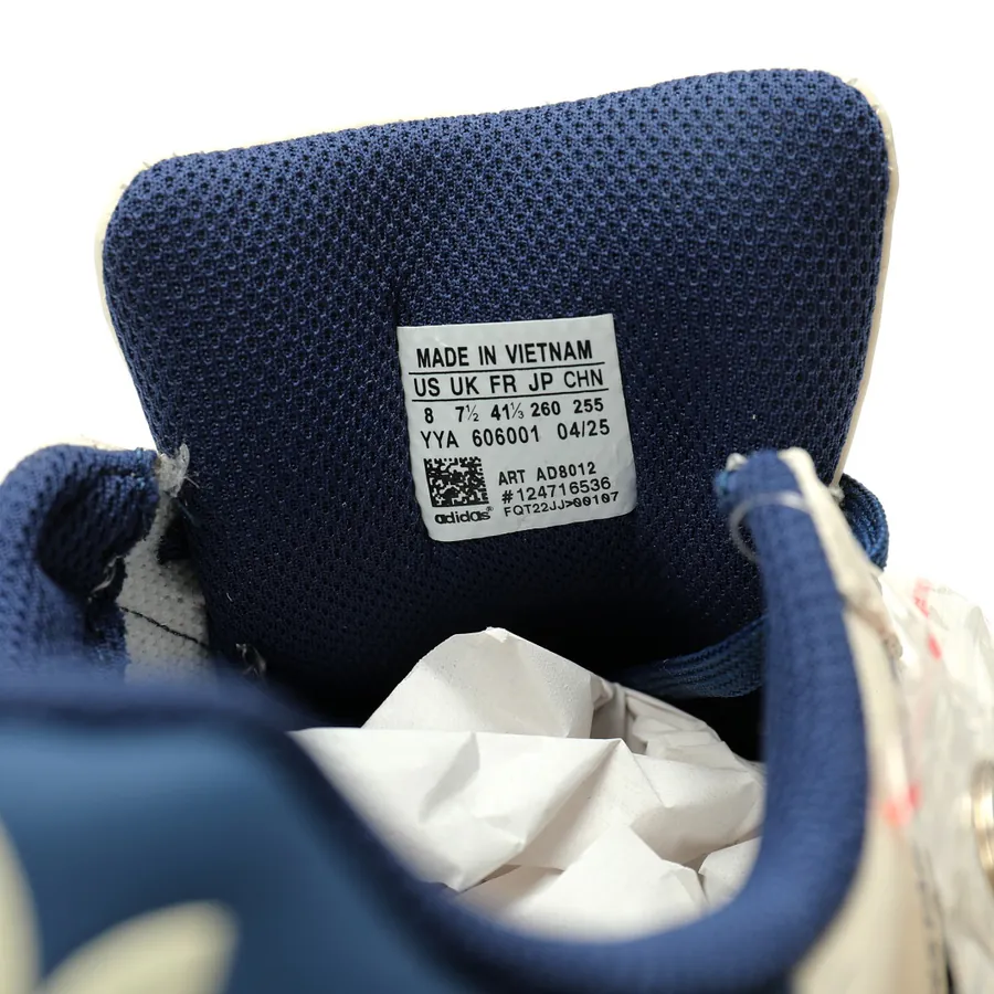 Originals Superstar Bucket Bag with Grained Calfskin