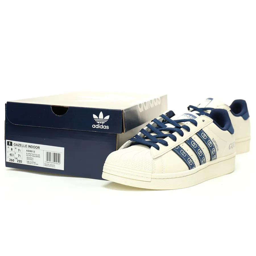 Originals Superstar Bucket Bag with Grained Calfskin