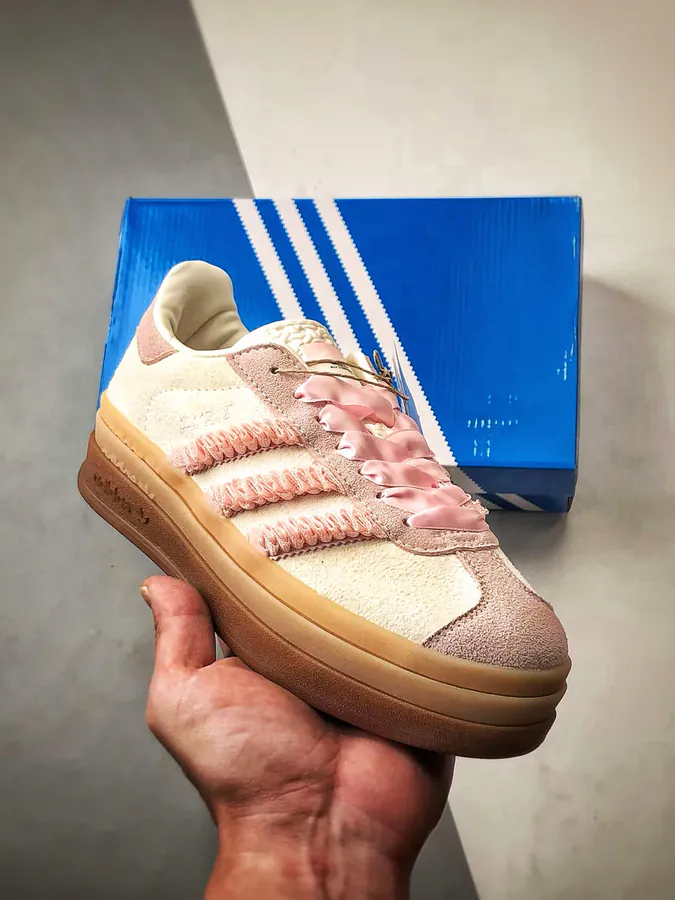 AD Originals Gazelle Bold White Powder