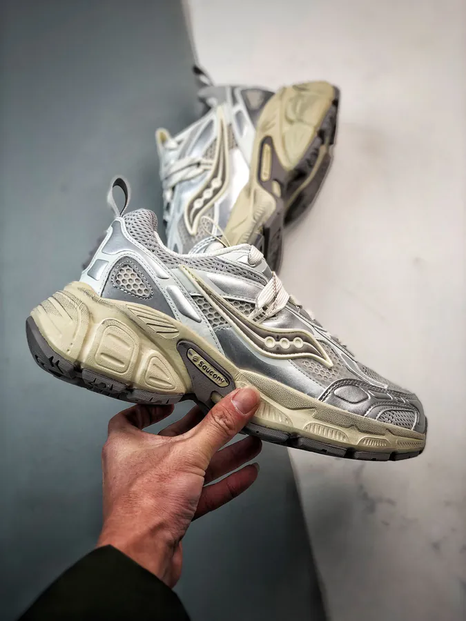Saucony 2K Cavalry Low Top Sneaker