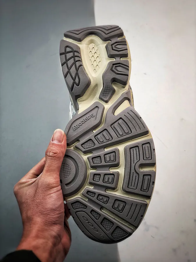 Saucony 2K Cavalry Low Top Sneaker