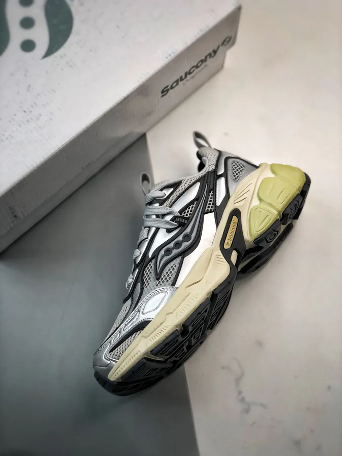 Saucony 2K Cavalry Low Top Sneaker