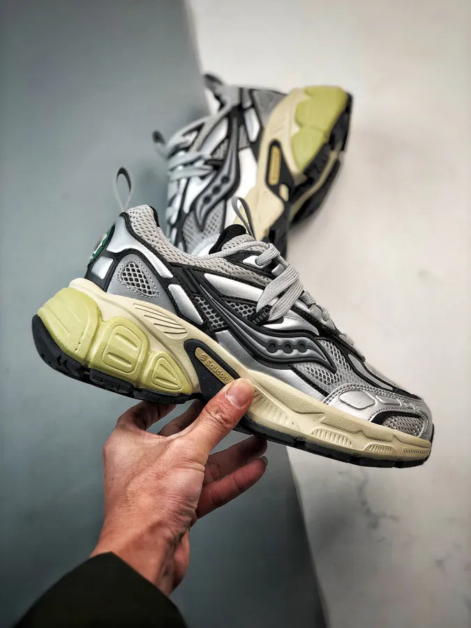 Saucony 2K Cavalry Low Top Sneaker