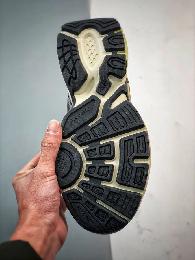 Saucony 2K Cavalry Low Top Sneaker