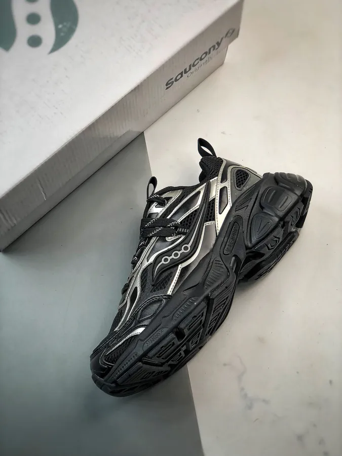 Saucony 2K Cavalry Low Top Sneaker