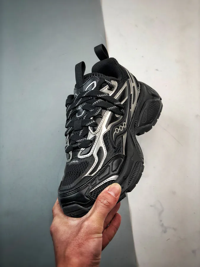 Saucony 2K Cavalry Low Top Sneaker