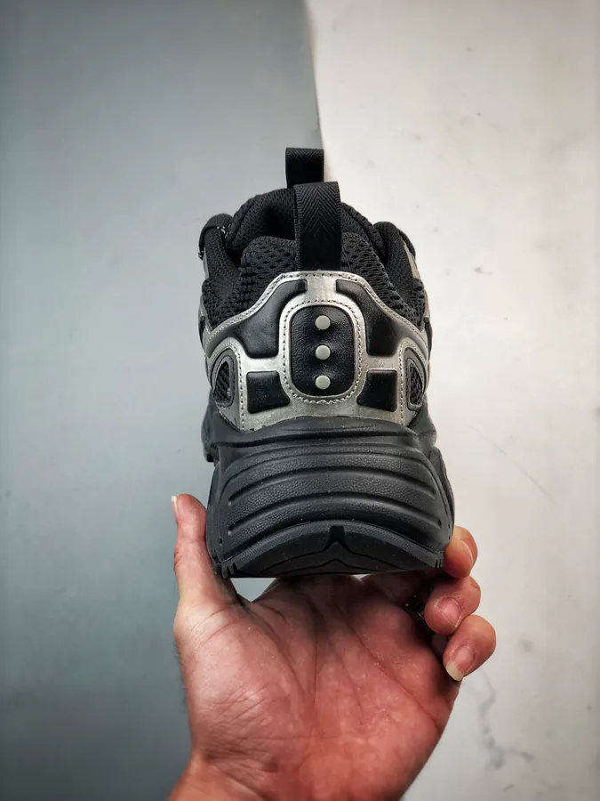 Saucony 2K Cavalry Low Top Sneaker