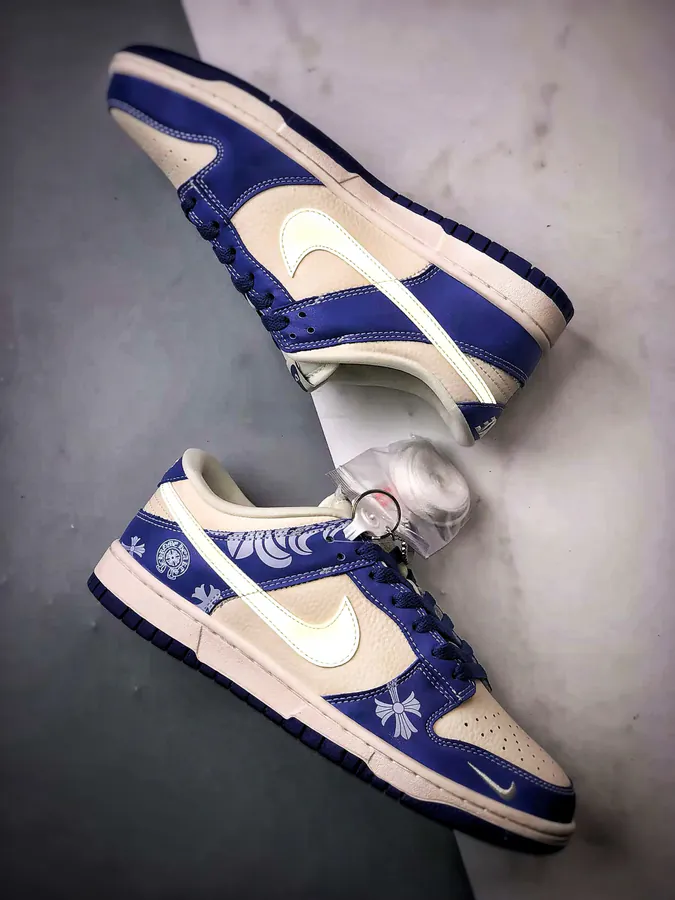 Dunk Low Retro DIY Customized Sneaker