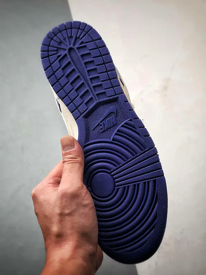 Dunk Low Retro DIY Customized Sneaker