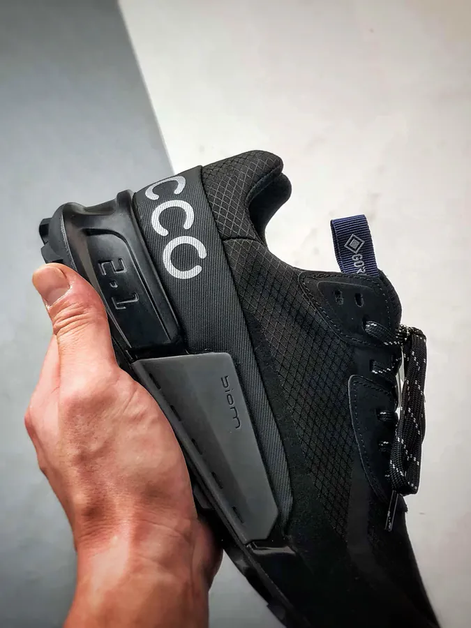 Ecco BIOMC2.1 Running Shoes Natural Fit Technology