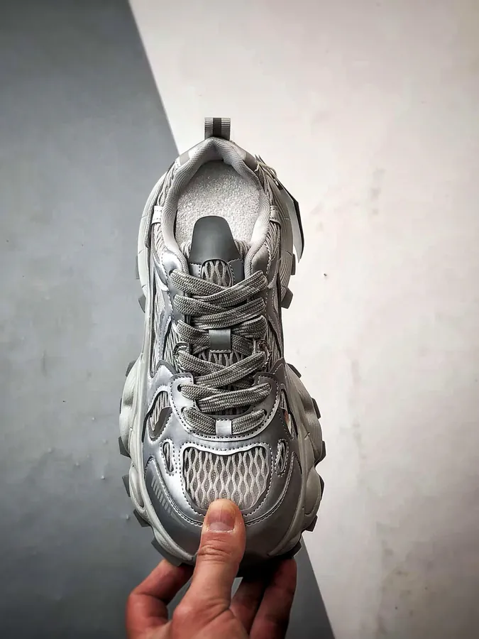 GG CC Chunky Low Sneaker in Gray