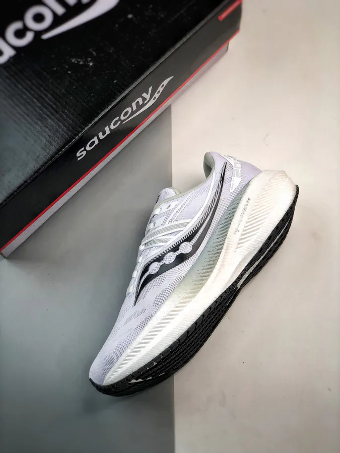 Saucony Triumph 20 Performance Running Shoes