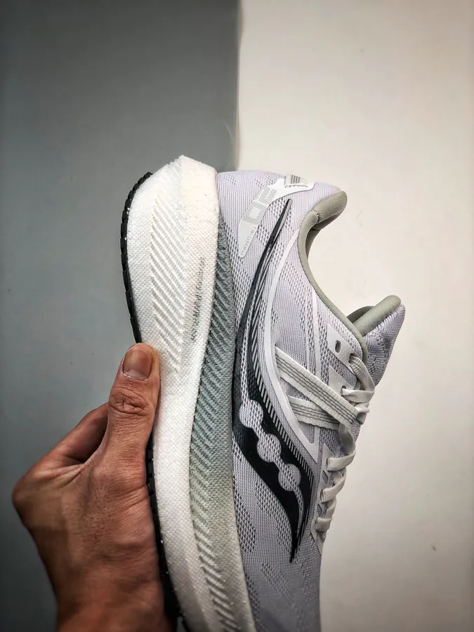 Saucony Triumph 20 Performance Running Shoes