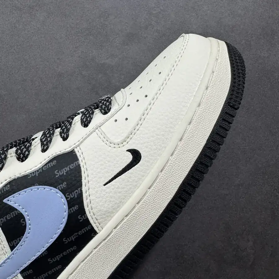 Supreme x Nk Air Force 1’07 Custom Color Low Top Sneaker