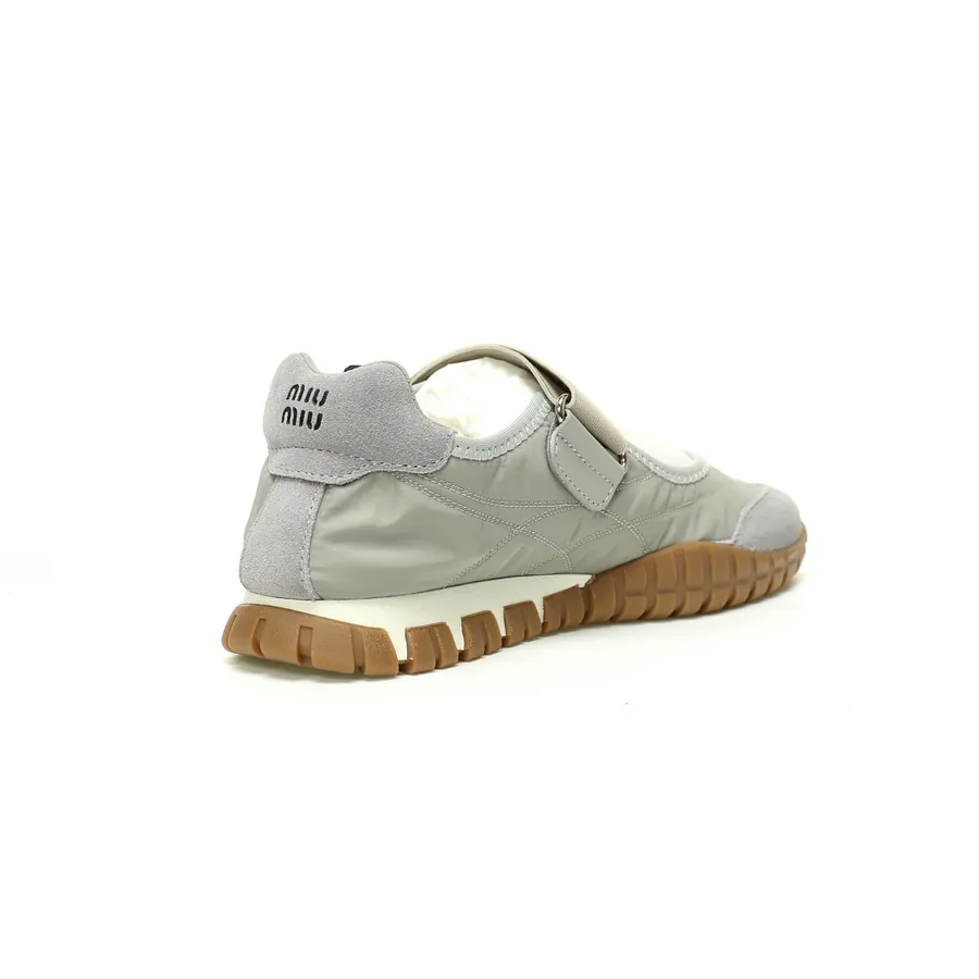Miu Miu Tyre Low Sneakers 5E417E ZJM F0301 F 005