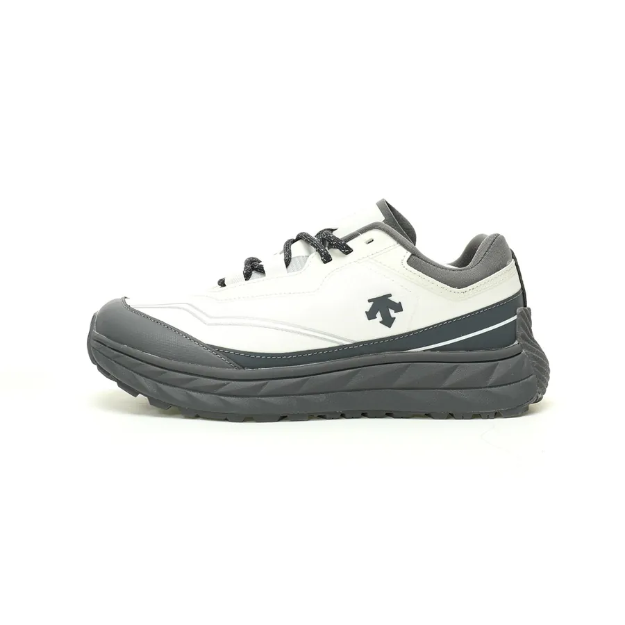 DESCENTE SKI STYLE 越野徒步户外运动鞋