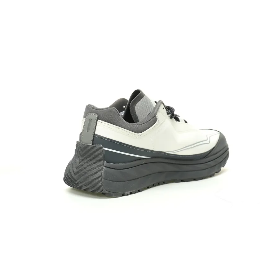 DESCENTE SKI STYLE 越野徒步户外运动鞋