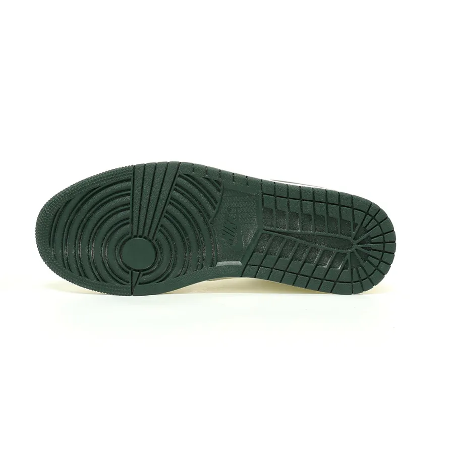 Travis Scott x Air 1 Low OG 1st Generation Classic Low Sneaker