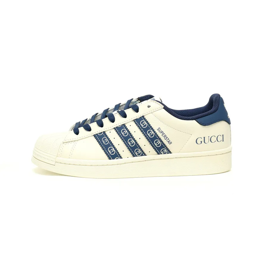 Originals Superstar Classic Shell Head Bucket Bag