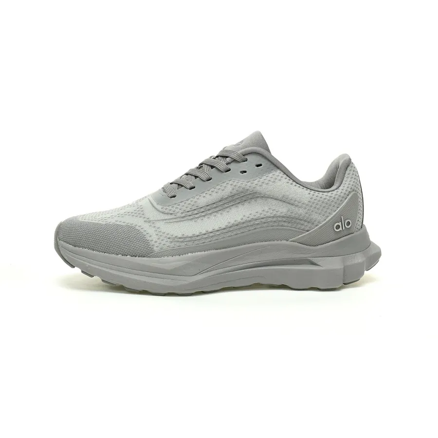 Alo Yoga Runner Low Sneaker Retro Style