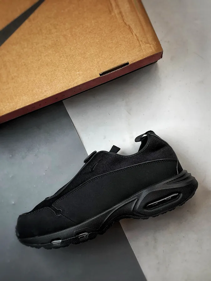 G x NK Air Max S Black Sneaker