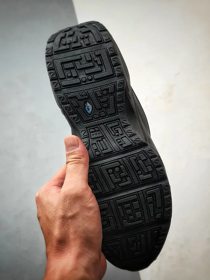 G x NK Air Max S Black Sneaker