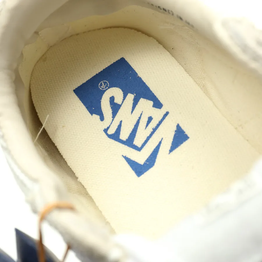 VAN Super Lowpro Retro Low Top Sneaker with Jazz Stripes