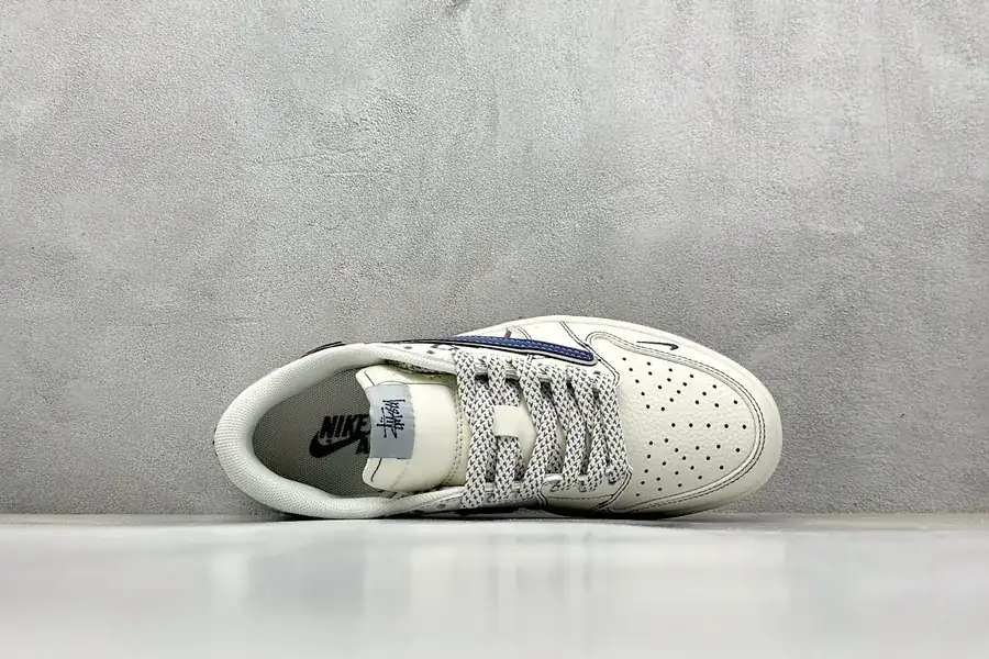 Travis Scott x Air 1 Low OG Version