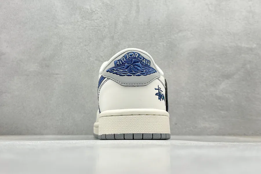 Travis Scott x Air 1 Low OG Version