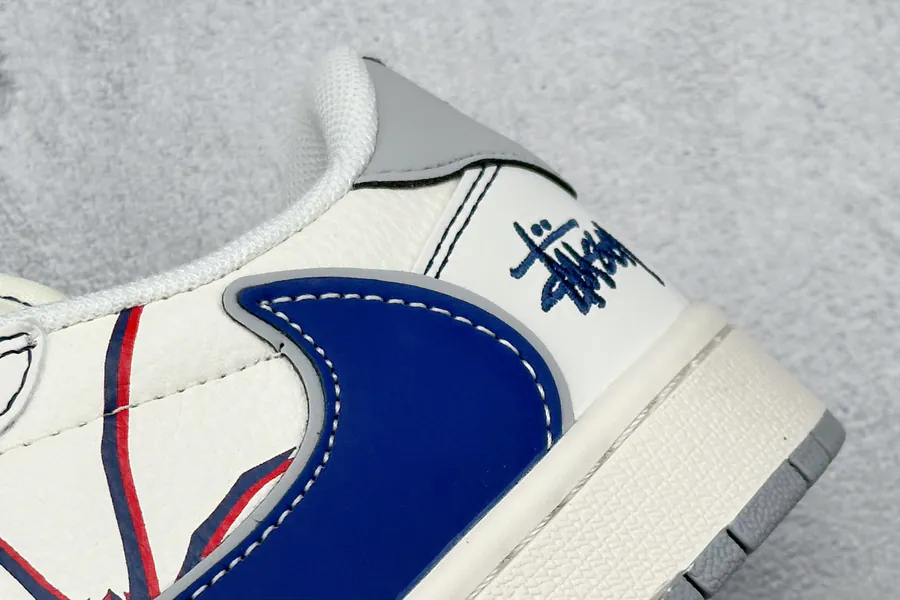 Travis Scott x Air 1 Low OG Version