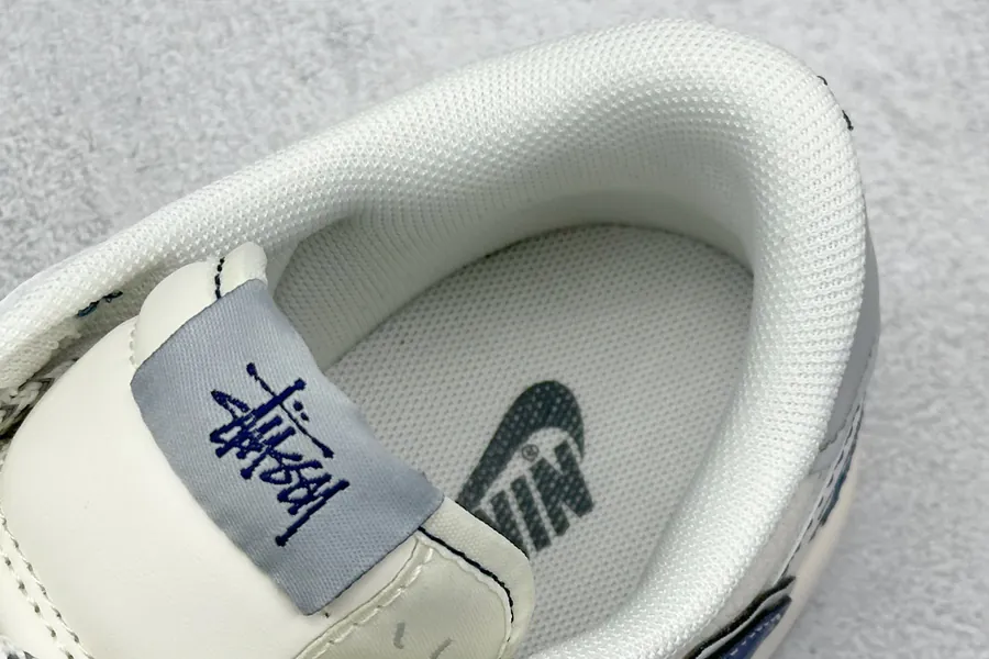 Travis Scott x Air 1 Low OG Version