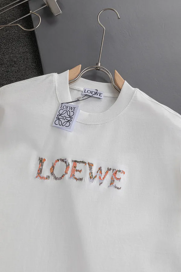 LOEWE 罗意威 25SS 简约迷彩短袖