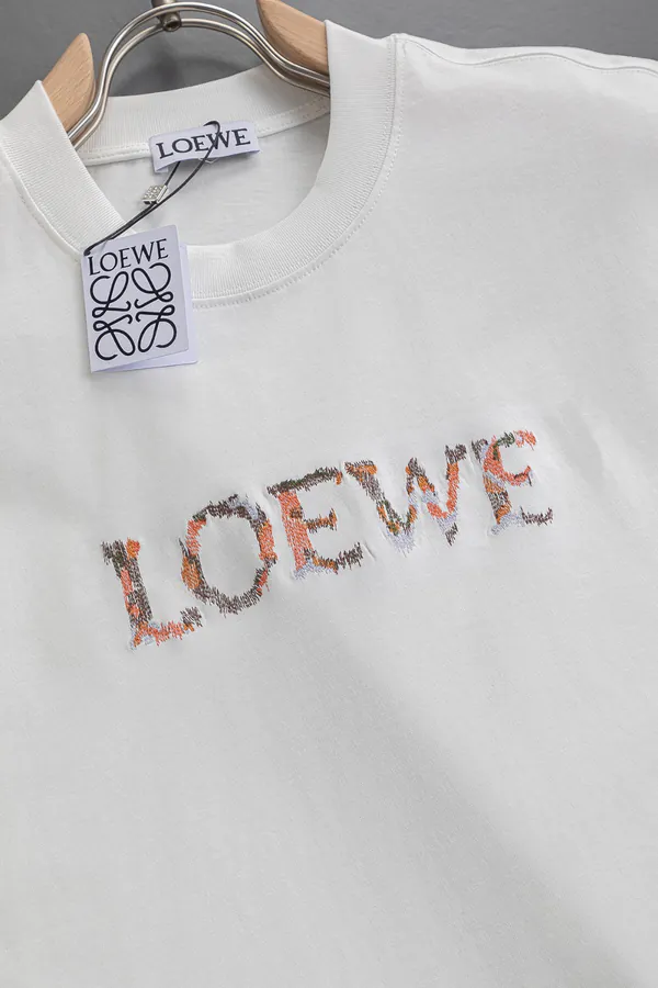 LOEWE 罗意威 25SS 简约迷彩短袖