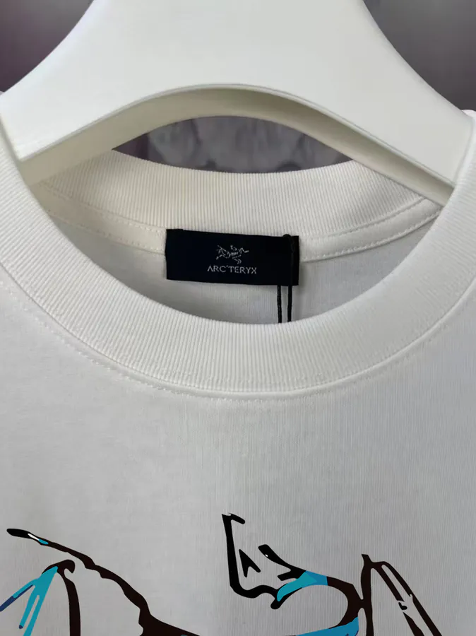 Arc辰星 Exclusive Premium Logo Print T Shirt
