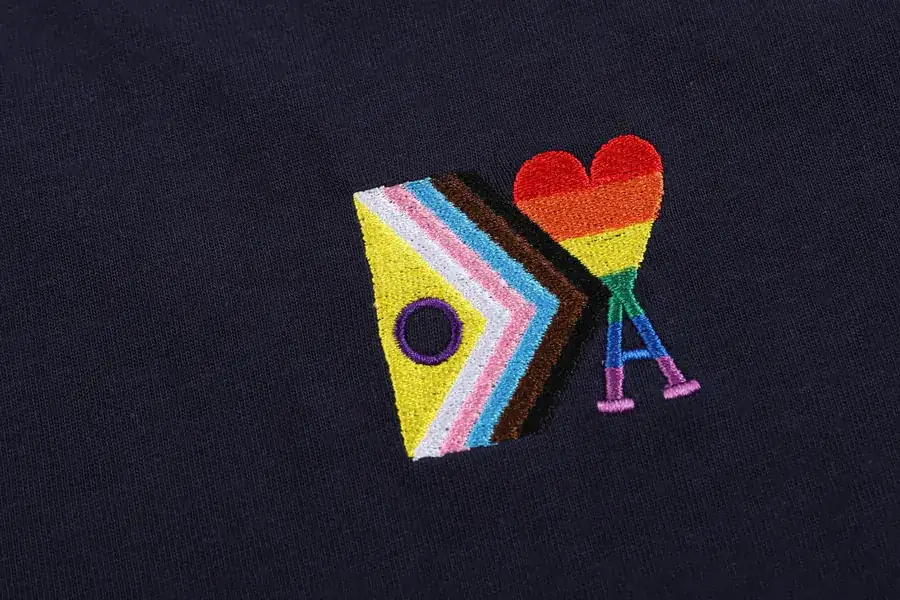 Ami Rainbow Embroidered Heart Short Sleeve 8 Colors