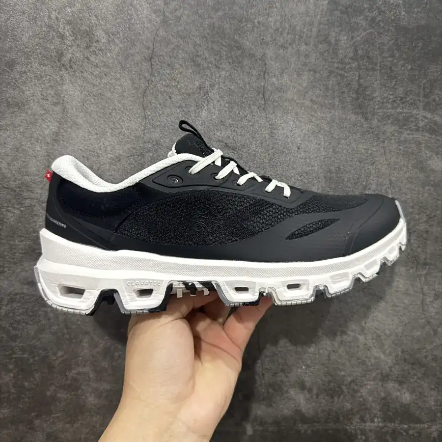 ON x oudventure Running Shoes