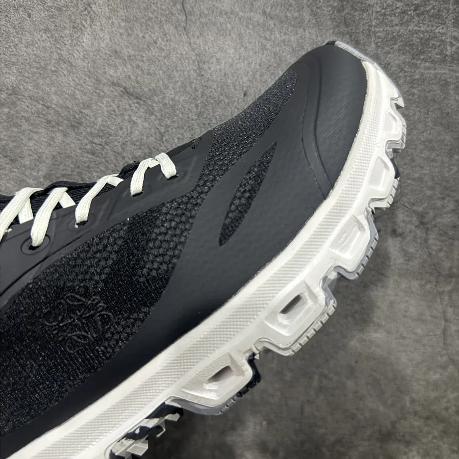 ON x oudventure Running Shoes