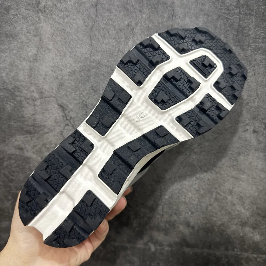 ON Cloudvista 2 Lightweight and Breathable Trail Running Shoes