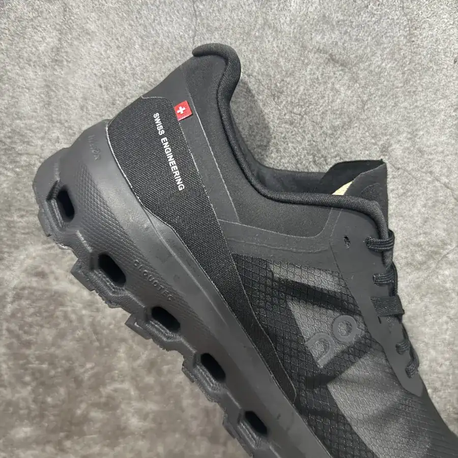 ON Cloudvista 2 Lightweight and Breathable Trail Running Shoes