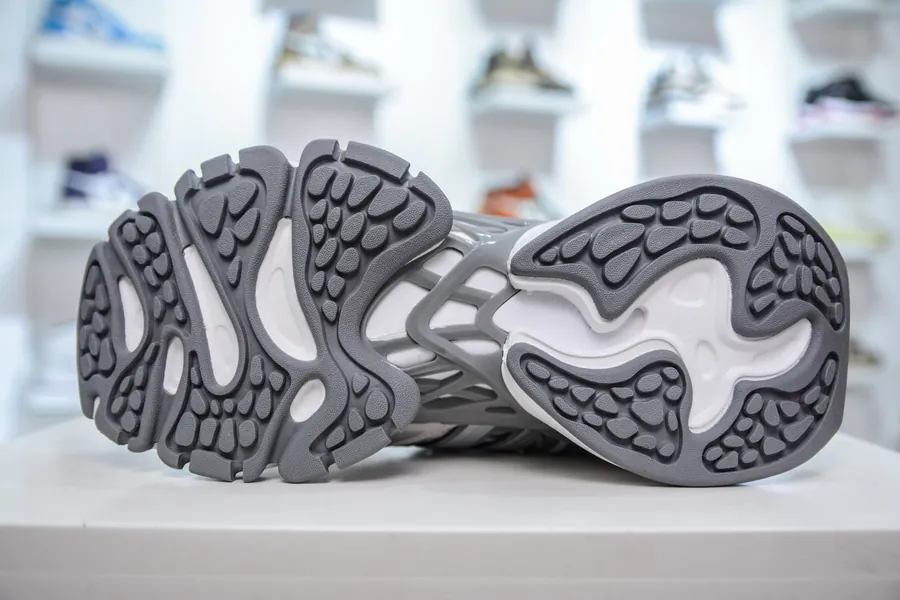 BAL XLG Runner Deluxe Retro Running Shoes