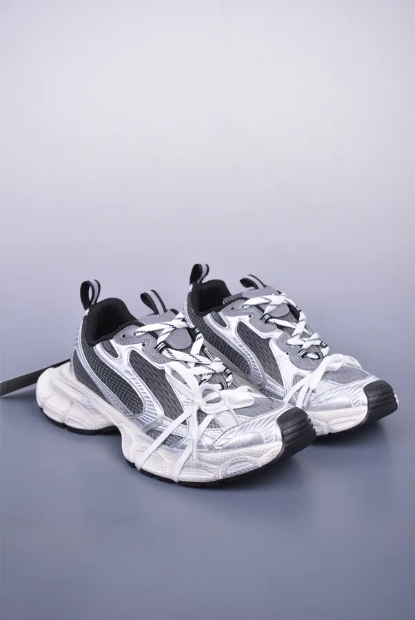 Phantom Sneaker 3XL Size