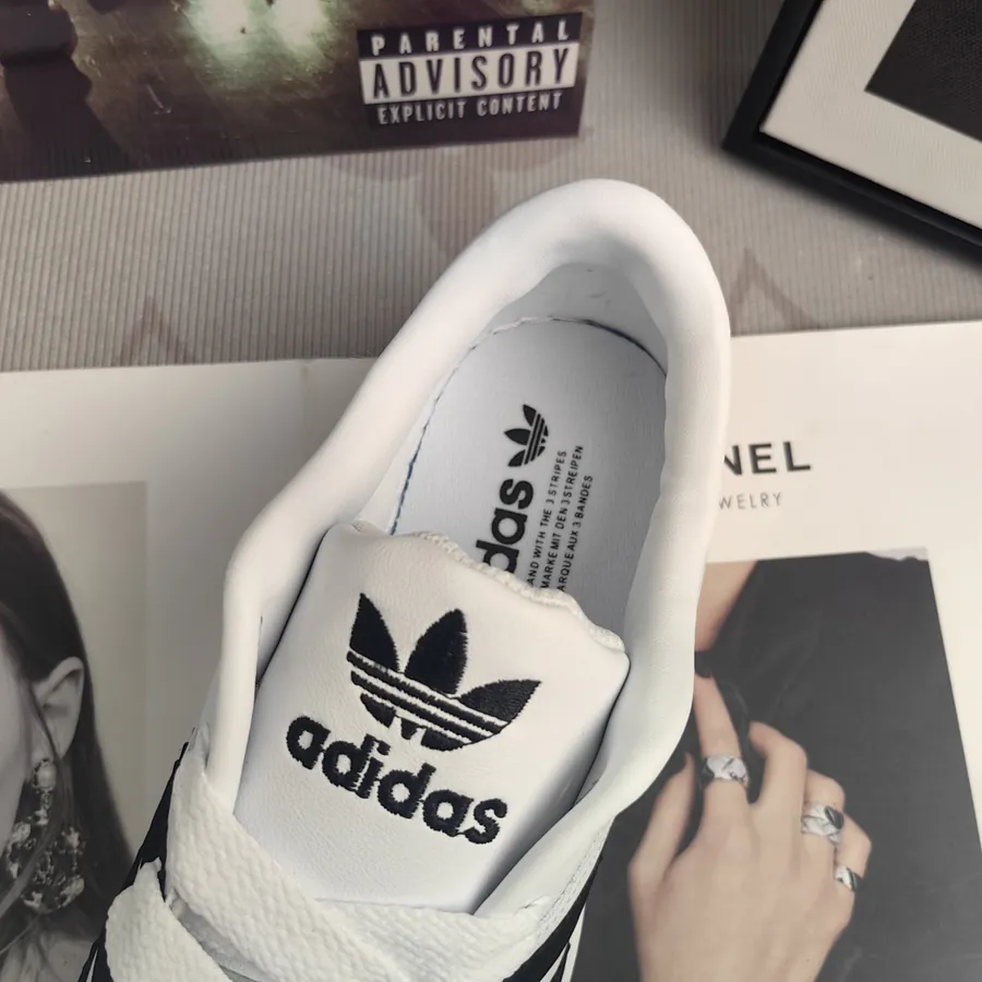 Originals Superstar Bucket Bag Low Top Classic Sneaker